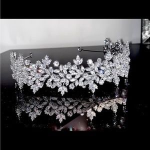 Swarovski crystal headband. Bridal headpiece. Brand new never worn.